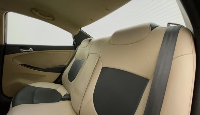 2014 Hyundai Verna FLUIDIC 1.6 EX CRDI, Diesel, Manual, 73,018 km, Right Side Rear Door Cabin