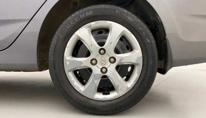 2014 Hyundai Verna FLUIDIC 1.6 EX CRDI, Diesel, Manual, 73,018 km, Left Rear Wheel