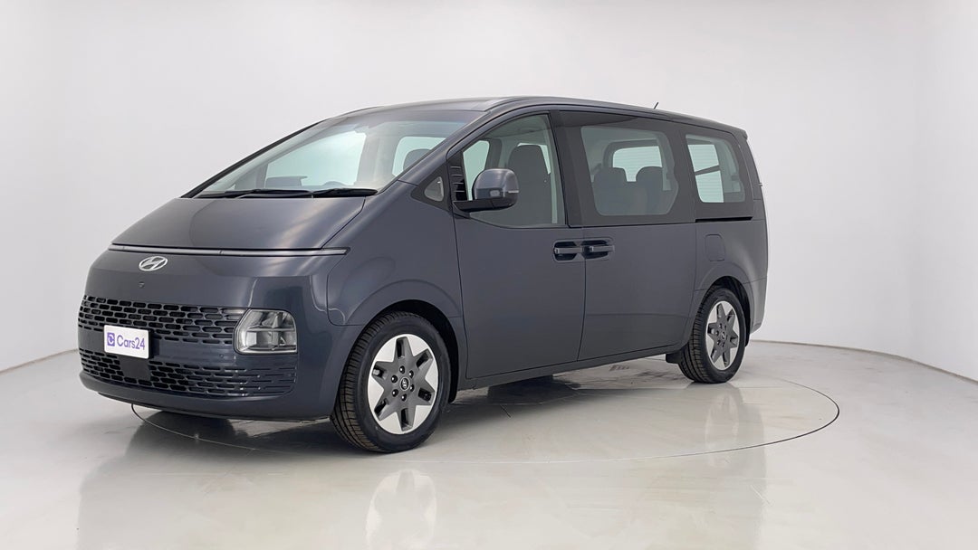2022 Hyundai Staria Staria, Automatic, 88154 km, Left Front Diagonal (45- Degree) View
