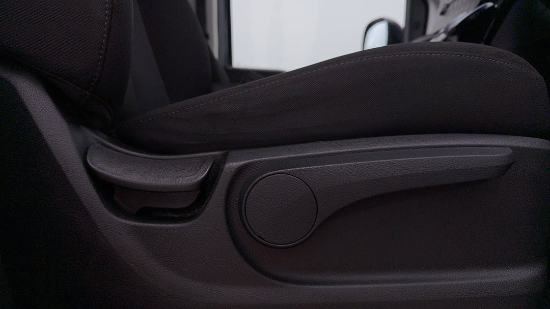 2022 Hyundai Staria Staria, Automatic, 88154 km, Drivers Side Adjustment Panel