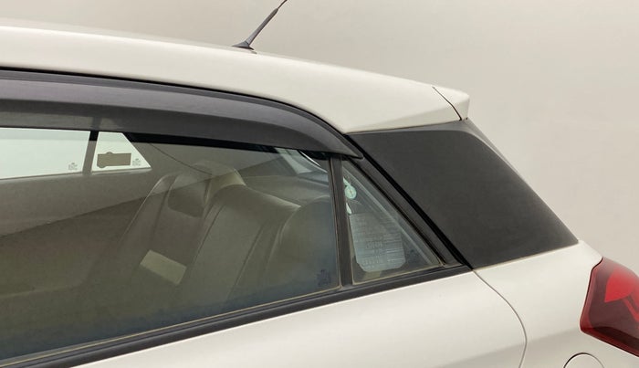 2015 Hyundai Elite i20 SPORTZ (O) 1.2, Petrol, Manual, 51,512 km, Left C pillar - Minor scratches