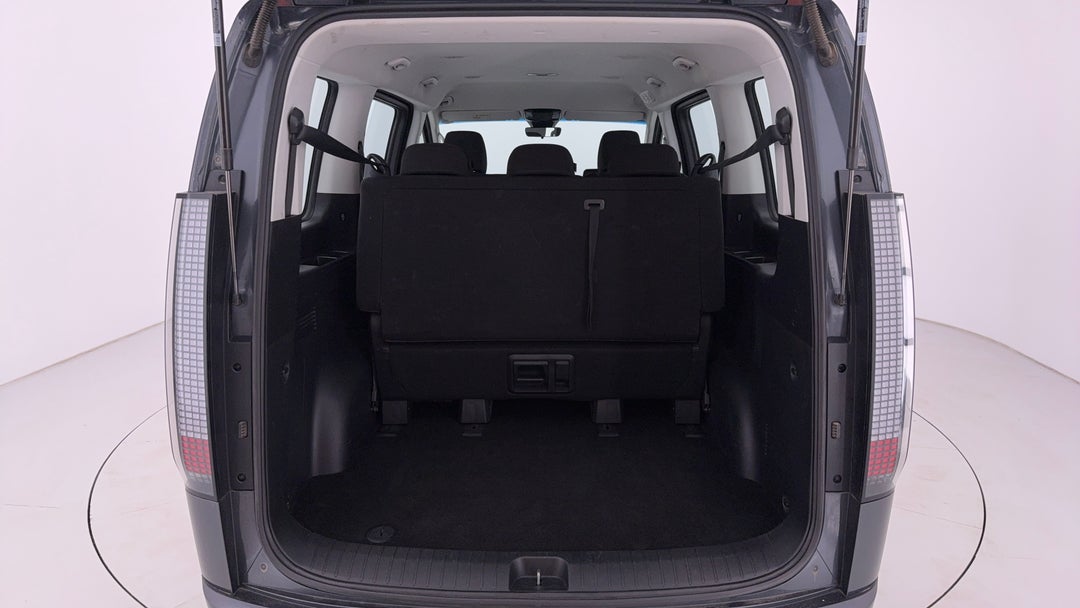 2022 Hyundai Staria Staria, Automatic, 89036 km, Boot Inside View