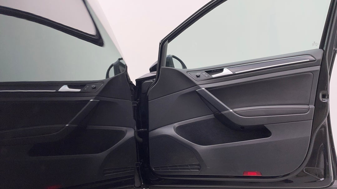 2015 Volkswagen Golf 103 Tsi Highline, Automatic, 71455 km, Speaker View