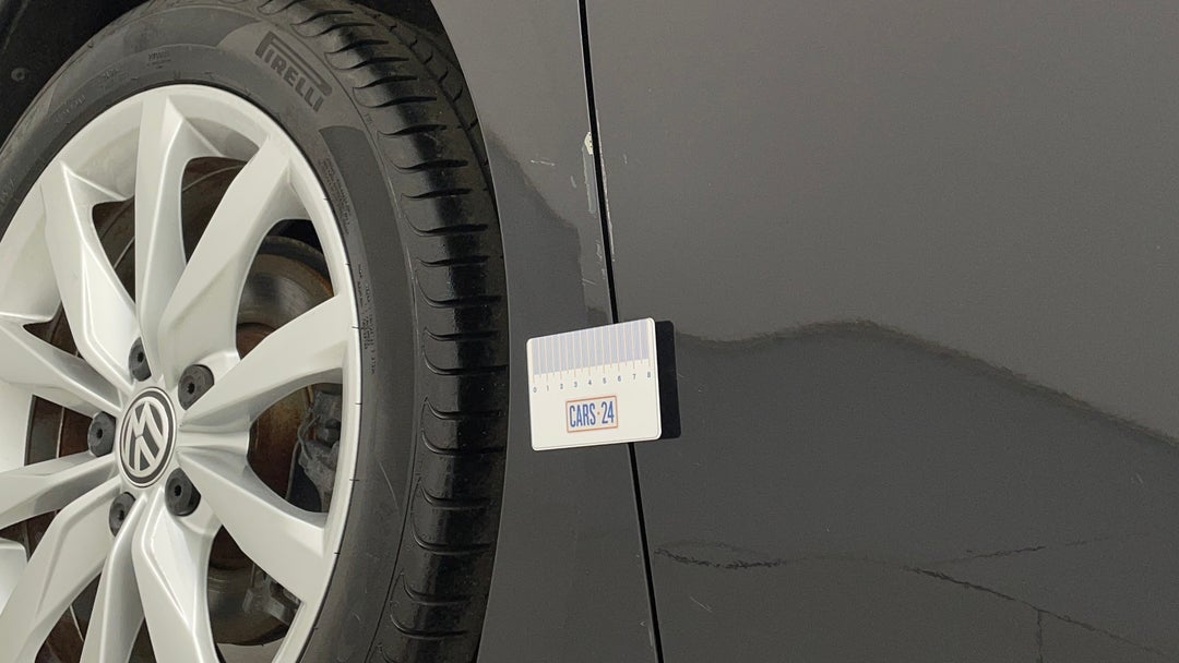 2015 Volkswagen Golf 103 Tsi Highline, Automatic, 71455 km, Quarter Panel Rear RHS Scratch