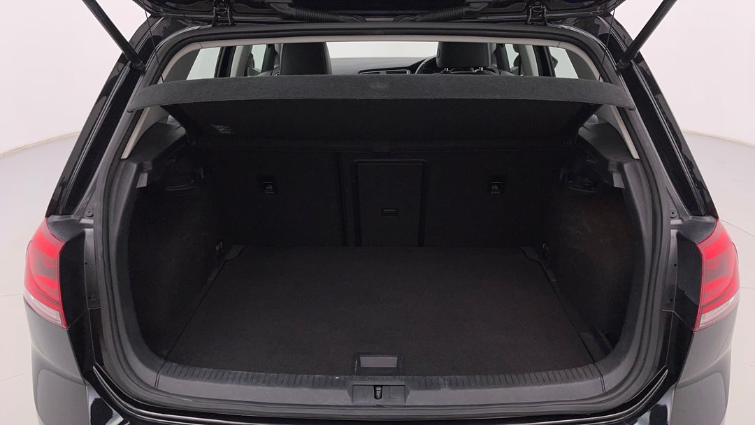 2015 Volkswagen Golf 103 Tsi Highline, Automatic, 71455 km, Boot Inside View