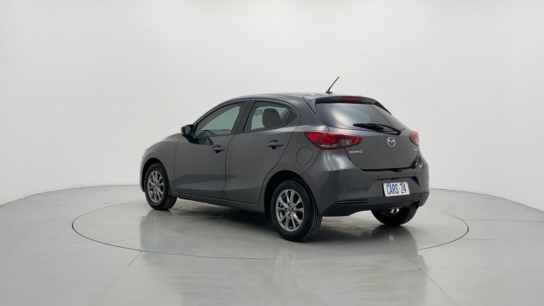 Left Back Diagonal (45- Degree) View