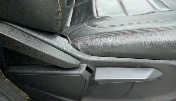 2016 Ford Ecosport 1.5 TITANIUM TI VCT, Petrol, Manual, 58,209 km, Driver Side Adjustment Panel