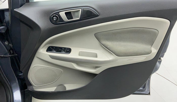 2016 Ford Ecosport 1.5 TITANIUM TI VCT, Petrol, Manual, 58,209 km, Driver Side Door Panels Control