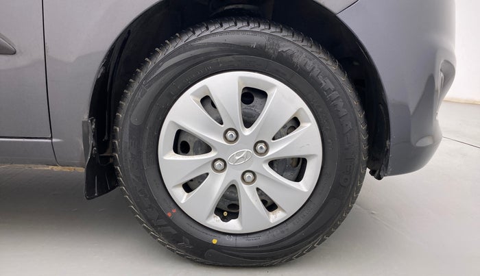 2012 Hyundai i10 MAGNA 1.2, Petrol, Manual, 10,705 km, Right Front Wheel
