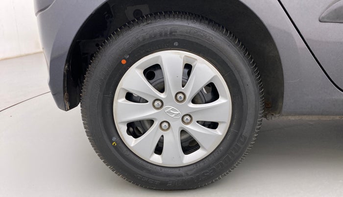 2012 Hyundai i10 MAGNA 1.2, Petrol, Manual, 10,705 km, Right Rear Wheel