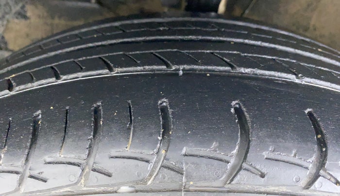 2018 Maruti Baleno DELTA 1.2 K12, Petrol, Manual, 50,907 km, Left Front Tyre Tread