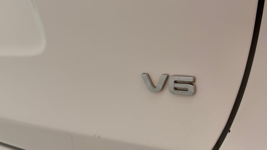 2015 Kia Sorento Si (4x2), Automatic, 108472 km, Badge (Boot Right Side)