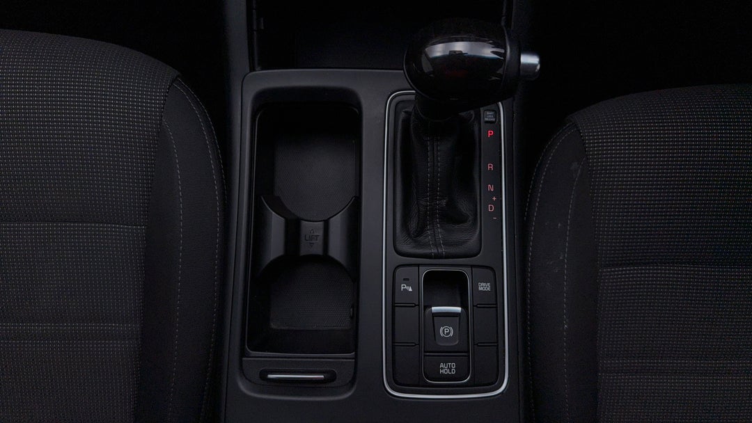 2015 Kia Sorento Si (4x2), Automatic, 108472 km, Gear Lever 