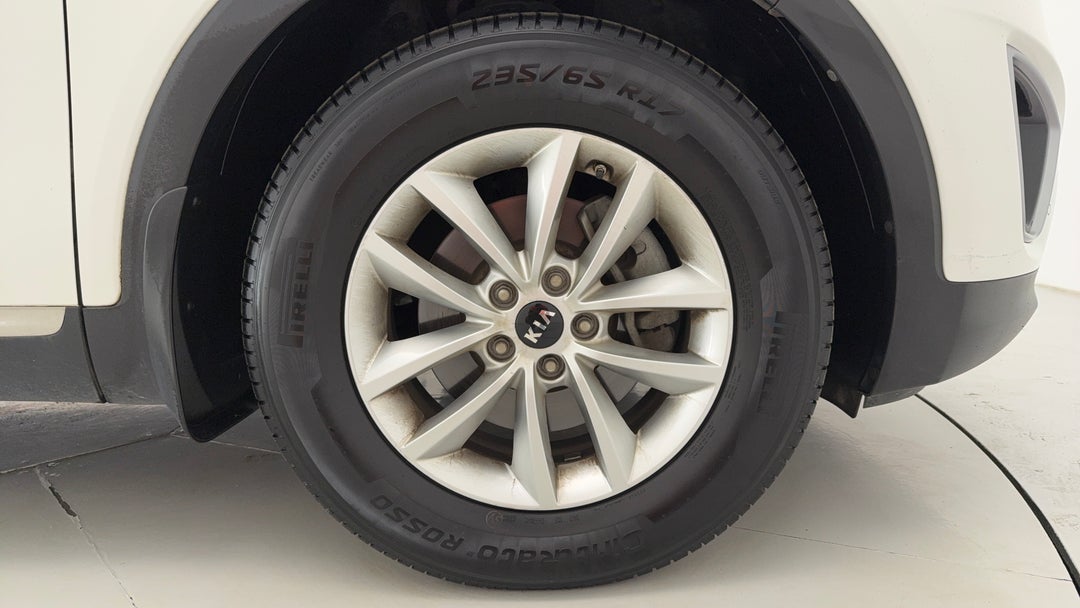 2015 Kia Sorento Si (4x2), Automatic, 108472 km, Right Front Wheel