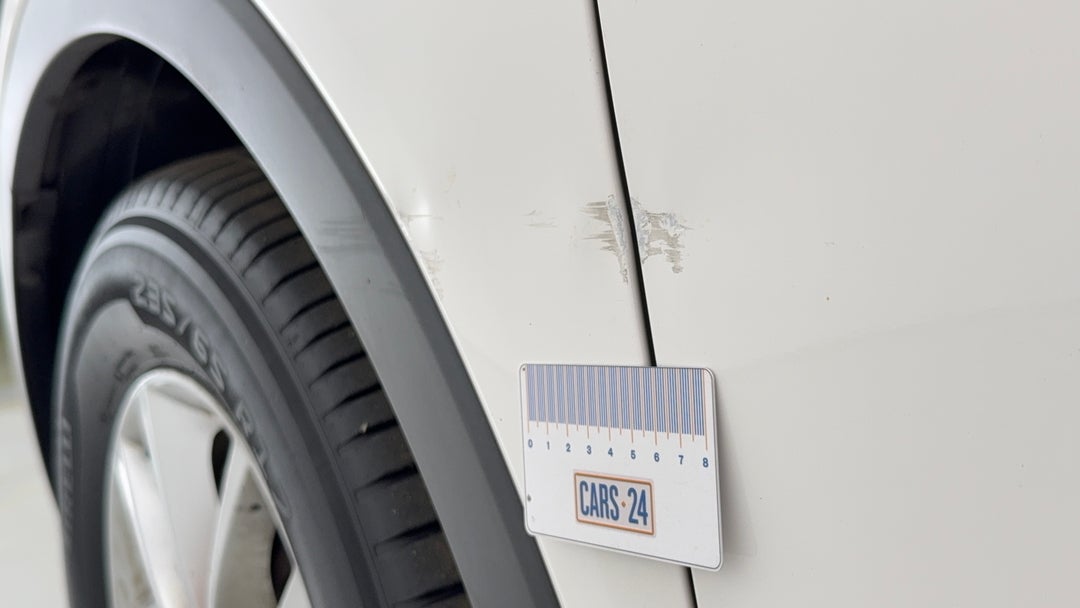 2015 Kia Sorento Si (4x2), Automatic, 108472 km, Quarter Panel Front LHS Guard Dent