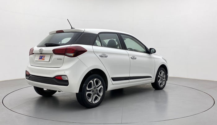 2018 Hyundai Elite i20 ASTA 1.2 (O), Petrol, Manual, 40,807 km, Right Back Diagonal
