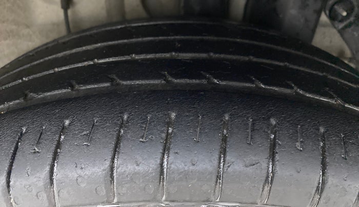 2018 Hyundai Elite i20 ASTA 1.2 (O), Petrol, Manual, 40,807 km, Left Rear Tyre Tread