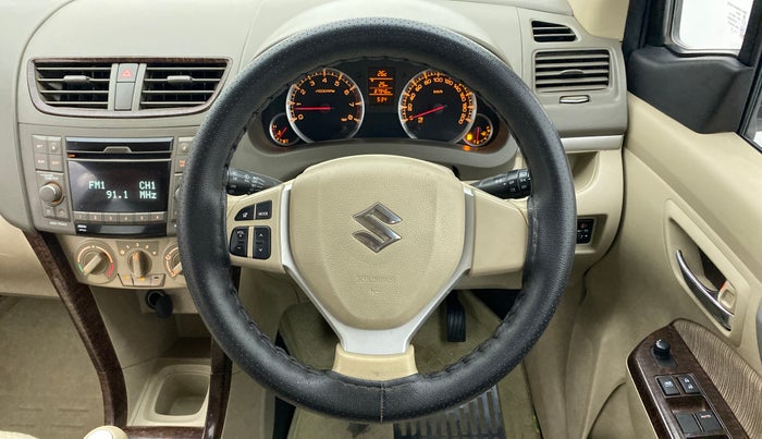 2015 Maruti Ertiga ZXI, Petrol, Manual, 87,946 km, Steering Wheel Close Up
