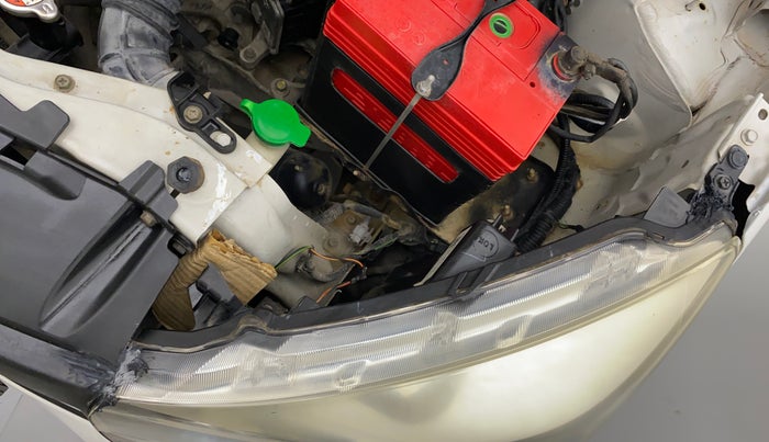 2015 Maruti Celerio VXI AMT, Petrol, Automatic, 46,338 km, Left headlight - Clamp has minor damage