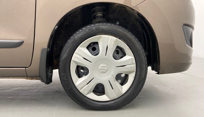 2017 Maruti Wagon R 1.0 VXI, Petrol, Manual, 18,932 km, Right Front Wheel