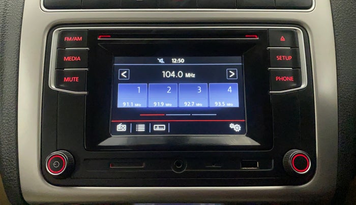 2016 Volkswagen Ameo HIGHLINE1.2L, Petrol, Manual, 10,117 km, Infotainment System