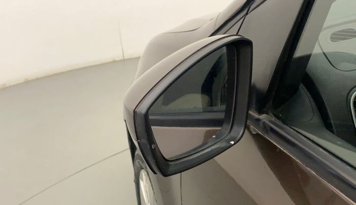 2016 Volkswagen Ameo HIGHLINE1.2L, Petrol, Manual, 10,117 km, Left rear-view mirror - Mirror motor not working