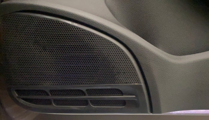2016 Volkswagen Ameo HIGHLINE1.2L, Petrol, Manual, 10,117 km, Speaker