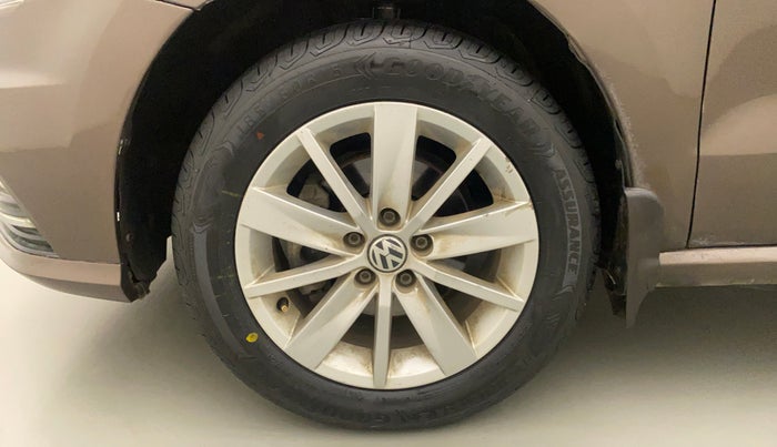 2016 Volkswagen Ameo HIGHLINE1.2L, Petrol, Manual, 10,117 km, Left Front Wheel