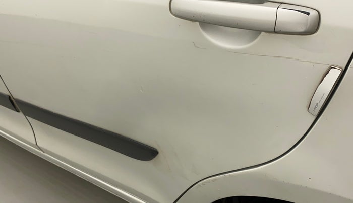 2016 Maruti Swift LXI, Petrol, Manual, 62,838 km, Rear left door - Minor scratches