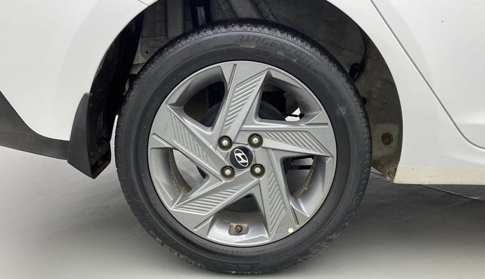 2020 Hyundai Verna SX 1.5 VTVT IVT, Petrol, Automatic, 39,573 km, Right Rear Wheel