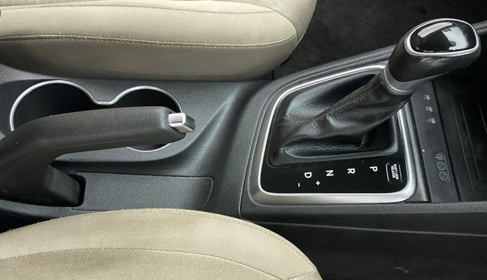 2020 Hyundai Verna SX 1.5 VTVT IVT, Petrol, Automatic, 39,573 km, Gear Lever