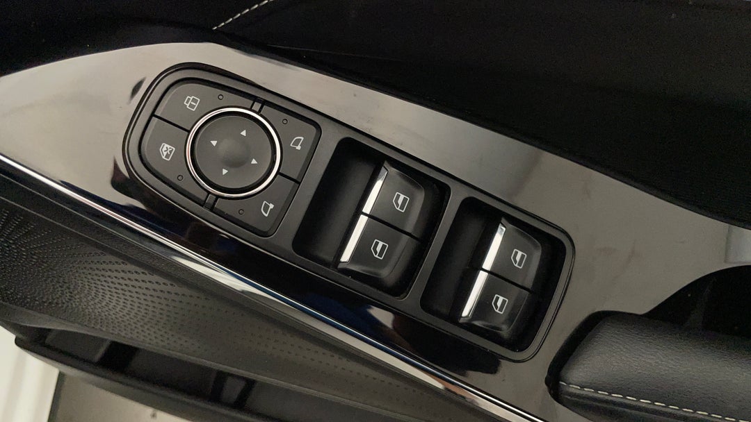 2022 GWM Haval H6 Premium, Automatic, 43948 km, Drivers Side Door Panel Controls