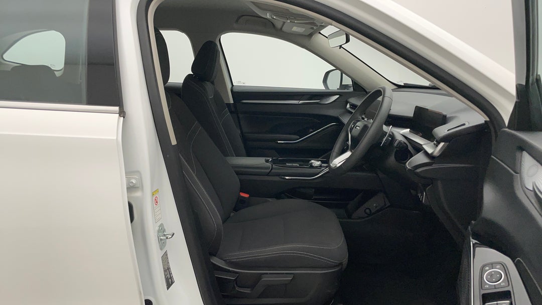 2022 GWM Haval H6 Premium, Automatic, 43948 km, Right Side Front Door Cabin View