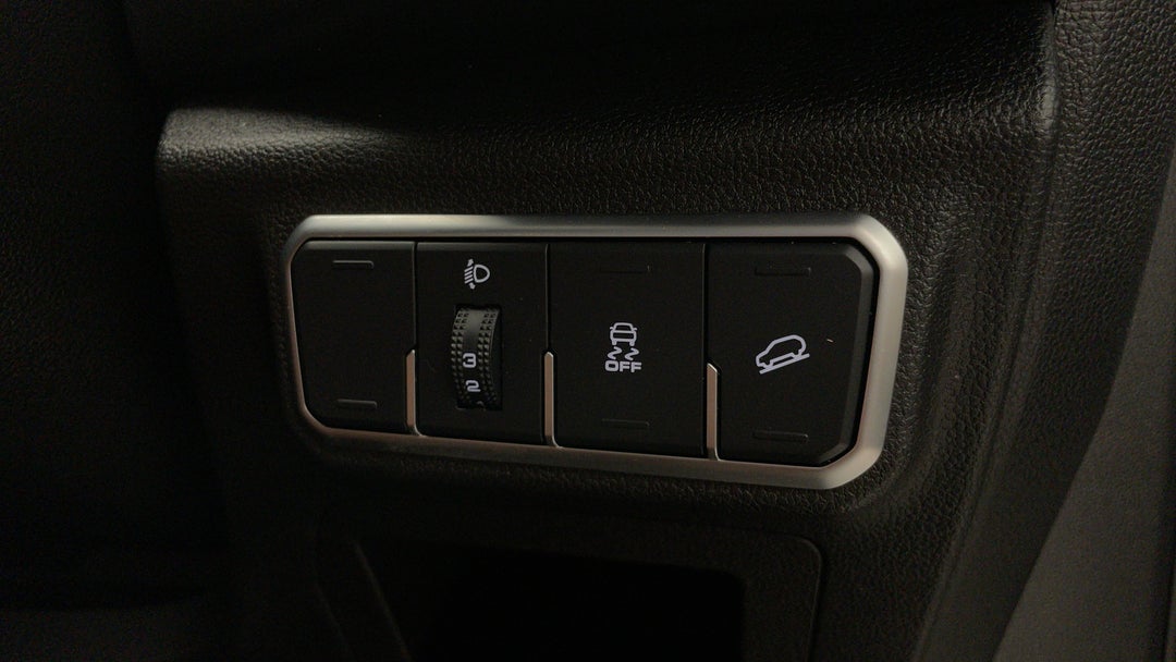 2022 GWM Haval H6 Premium, Automatic, 43948 km, Utility Switches/Buttons