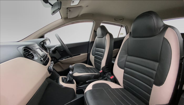 2016 Hyundai Grand i10 SPORTZ 1.2 KAPPA VTVT, Petrol, Manual, 6,417 km, Right Side Front Door Cabin View
