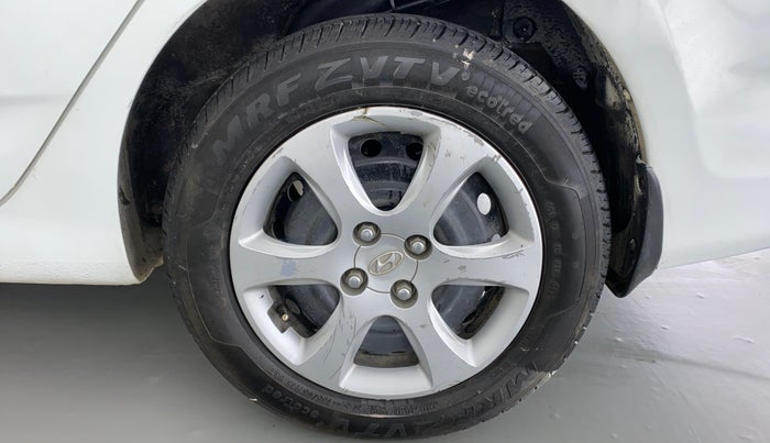 2012 Hyundai Verna FLUIDIC 1.4 VTVT, Petrol, Manual, 74,433 km, Left Rear Wheel