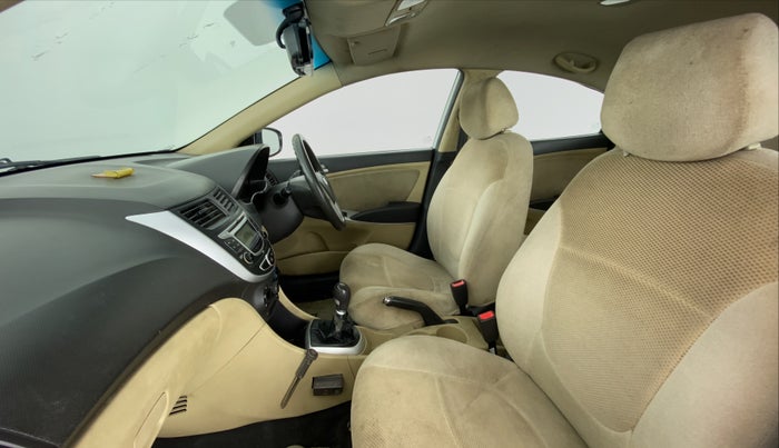2012 Hyundai Verna FLUIDIC 1.4 VTVT, Petrol, Manual, 74,433 km, Right Side Front Door Cabin
