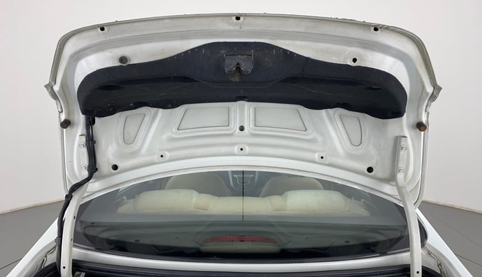 2012 Hyundai Verna FLUIDIC 1.4 VTVT, Petrol, Manual, 74,433 km, Boot Door Open
