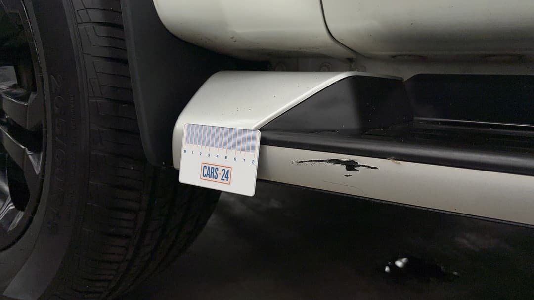 2021 Mitsubishi Triton Glx-r (4x2), Automatic, 74257 km, Door Sills Front LHS Scratch