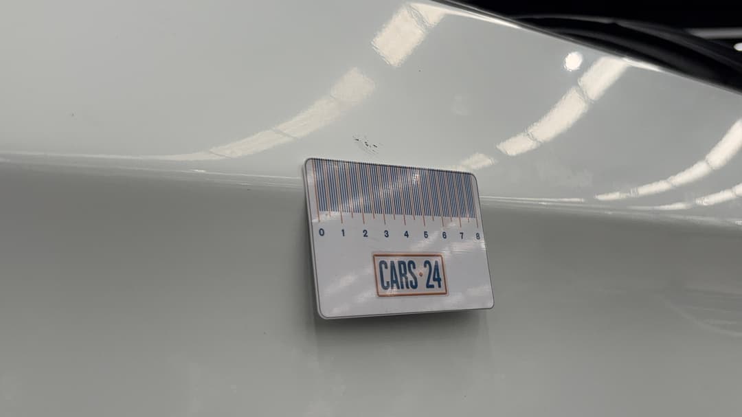 2021 Mitsubishi Triton Glx-r (4x2), Automatic, 74257 km, Quarter Panel Rear RHS Chip