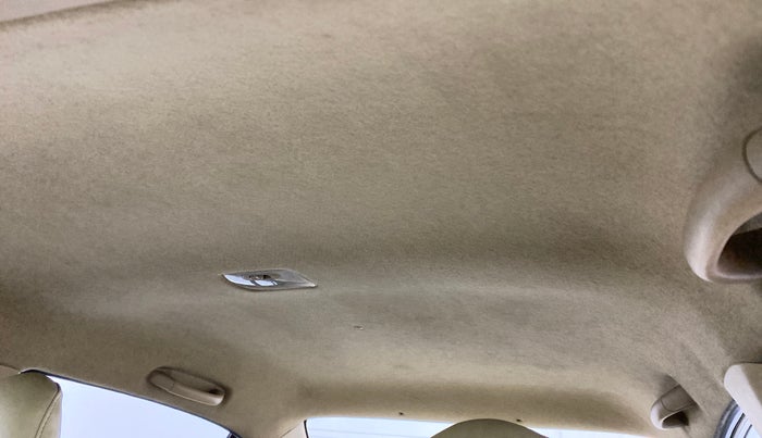 2015 Honda Amaze 1.2L I-VTEC VX, Petrol, Manual, 44,896 km, Ceiling - Roof lining is slightly discolored