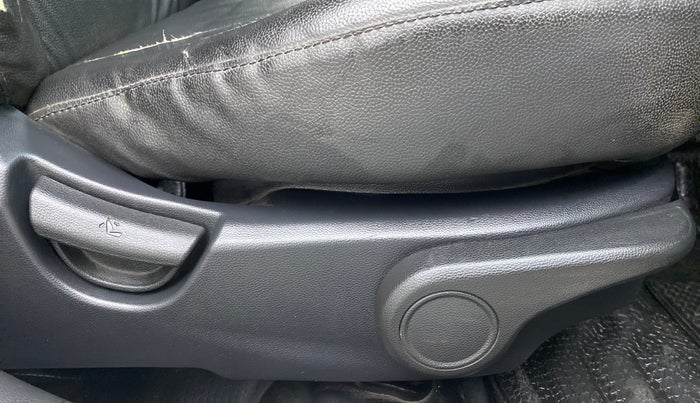 2015 Hyundai Xcent S 1.2, Petrol, Manual, 51,874 km, Driver Side Adjustment Panel