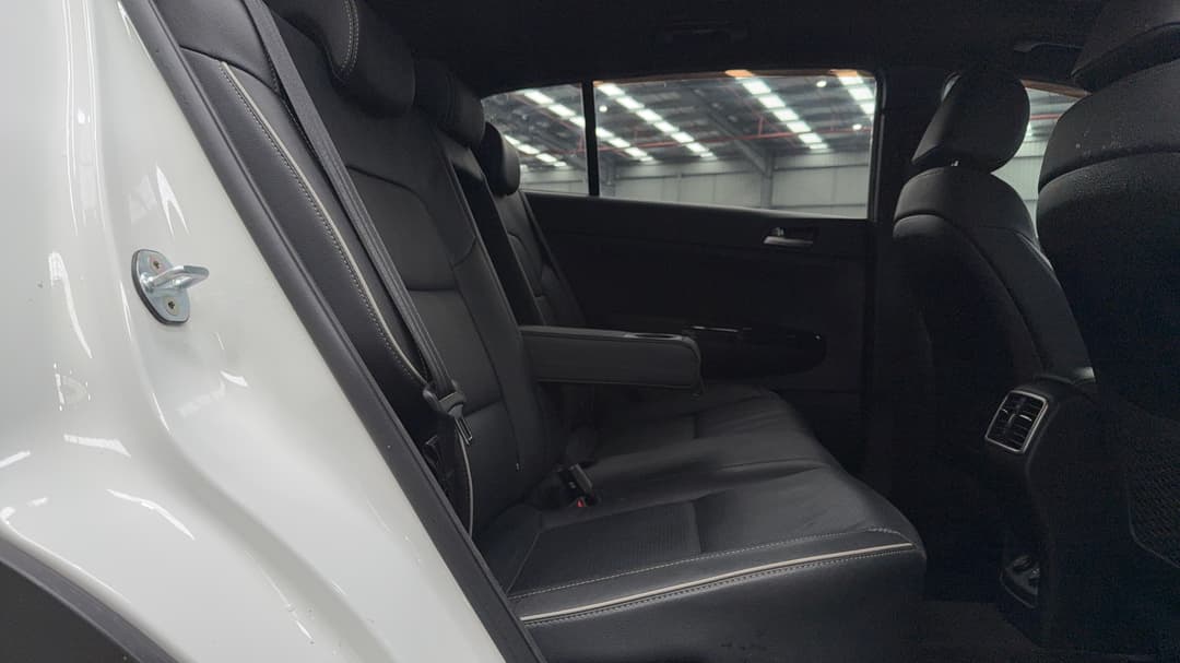 2020 Kia Sportage Gt-line (AWD), Automatic, 79190 km, Right Side Rear Door Cabin View