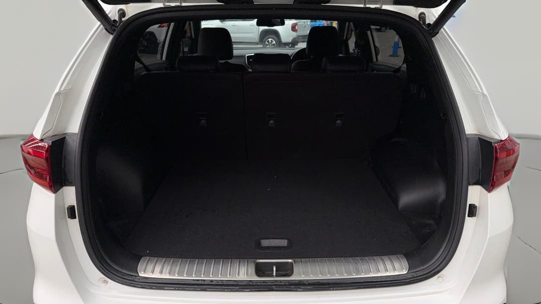 2020 Kia Sportage Gt-line (AWD), Automatic, 79190 km, Boot Inside View