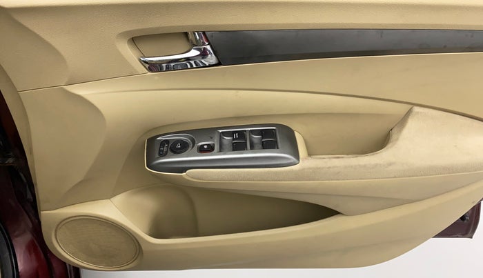 2012 Honda City 1.5L I-VTEC V MT, Petrol, Manual, 1,02,625 km, Driver Side Door Panels Control