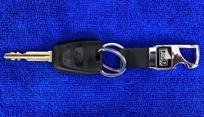 2017 Hyundai Grand i10 MAGNA 1.2 KAPPA VTVT, Petrol, Manual, 17,645 km, Key Close Up