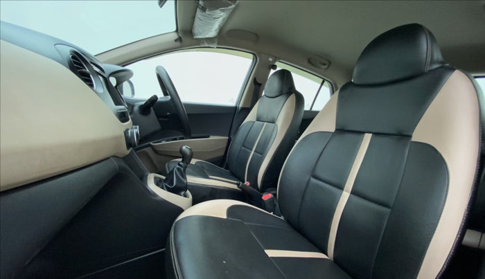 2017 Hyundai Grand i10 MAGNA 1.2 KAPPA VTVT, Petrol, Manual, 17,645 km, Right Side Front Door Cabin