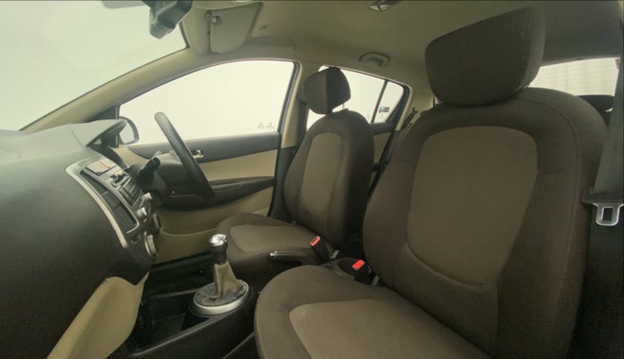2012 Hyundai i20 SPORTZ 1.2, Petrol, Manual, 45,123 km, Right Side Front Door Cabin