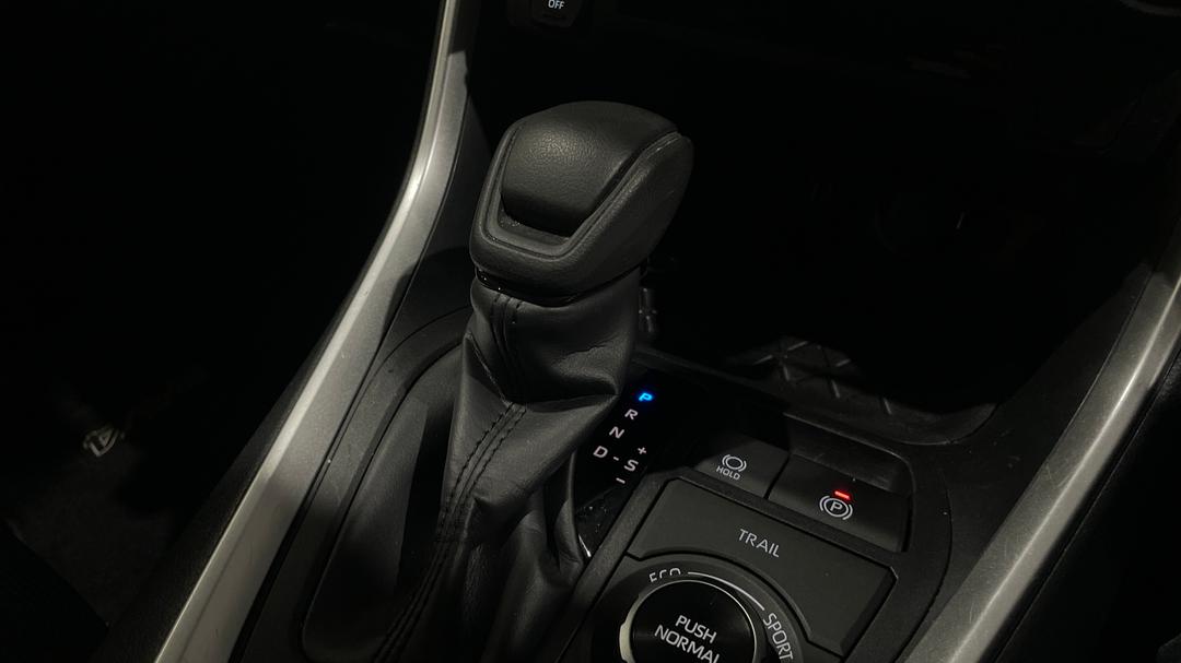 2023 Toyota RAV4 Gx (AWD) Hybrid, Automatic, 54984 km, Gear Lever 