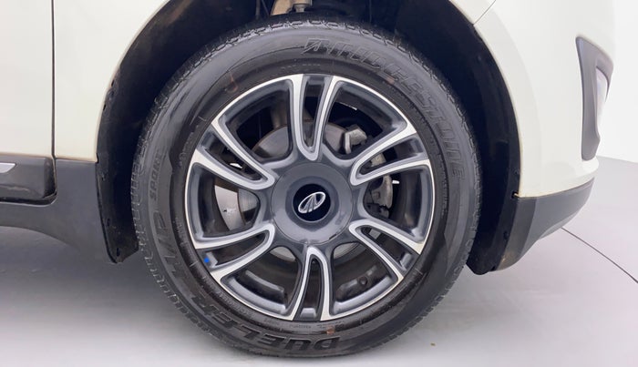 2019 Mahindra MARAZZO M8 7 STR, Diesel, Manual, 20,933 km, Right Front Wheel